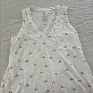 Women’s vneck tank top.